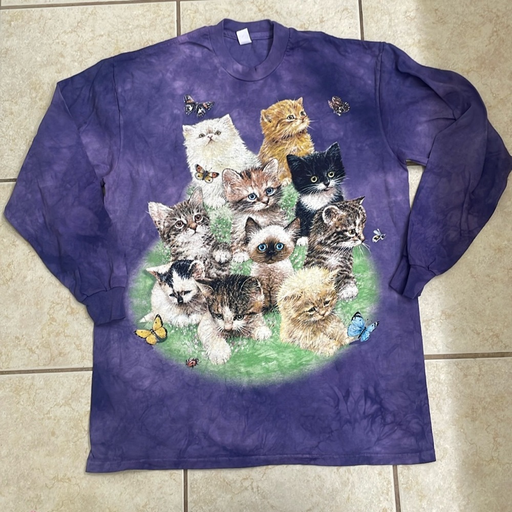 Cat 🐈 Long Sleeve Graphic Tee